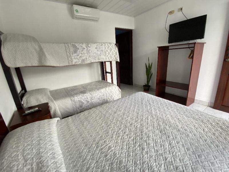 Hotel Alicia La Fortuna Екстер'єр фото