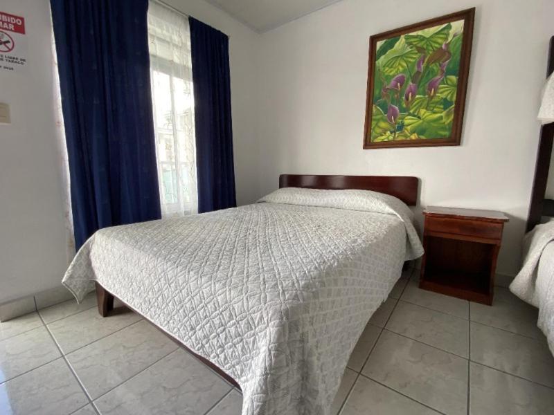 Hotel Alicia La Fortuna Екстер'єр фото