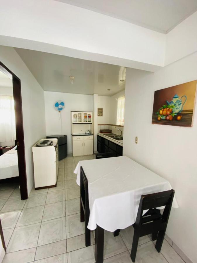Hotel Alicia La Fortuna Екстер'єр фото