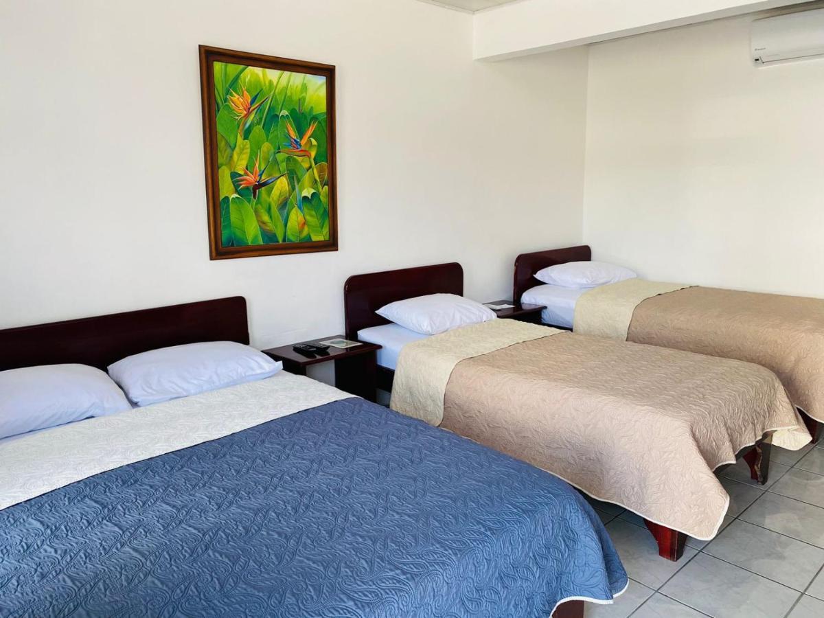 Hotel Alicia La Fortuna Екстер'єр фото